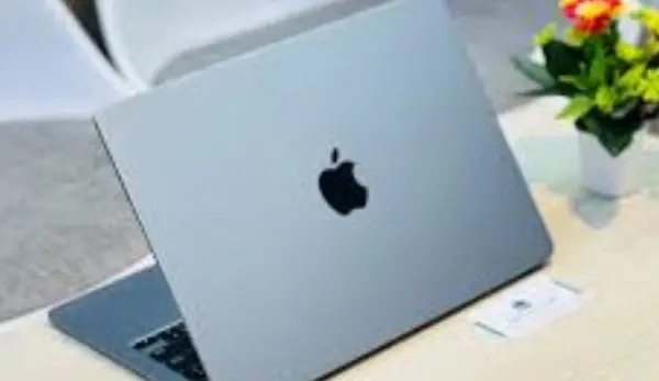 भारत में MacBook और iPad खरीदना हुआ महंगा