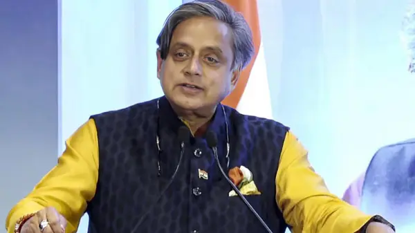 शशि थरूर ने किरेन रिजिजू संग फोटो शेयर कर दिया बड़ा बयान