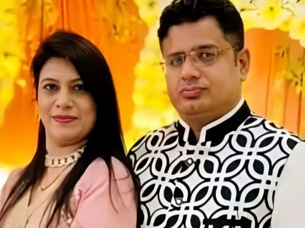 पति ने शिक्षिका पत्नी की प्रेस से हमला कर हत्या की