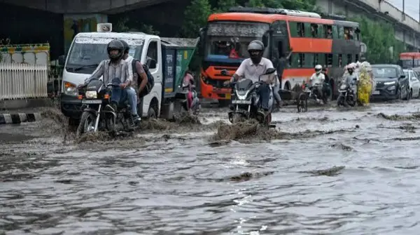 12वीं तक स्कूलों की छुट्टी