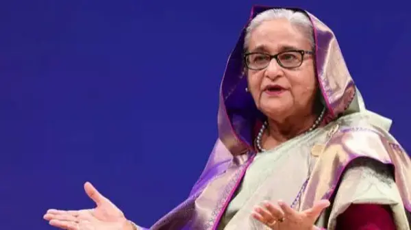 हसीना की राजनीतिक गतिविधियों पर विवाद