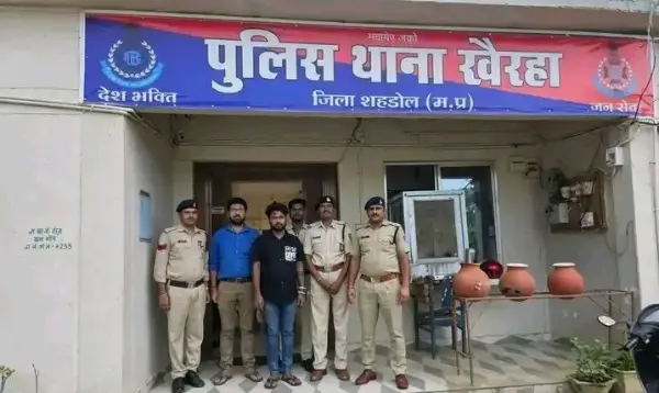 सीधी से दो फरार आरोपी गिरफ्तार।