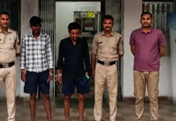 पुलिस की बड़ी कार्रवाई: 9.865 किलो गांजा के साथ दो तस्कर गिरफ्तार