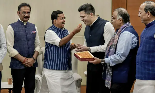 राघव चड्ढा समेत 3 राज्यसभा सांसद BJP में शामिल