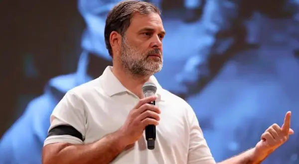राहुल गांधी बोले- 'ये देशद्रोह है, मोदी, शाह हों या ज्ञानेश, किसी को नहीं बख़्शेंगे